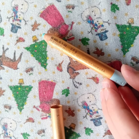 Yves Saint Laurent Blue Eye Shadow - Picture 2 of 3